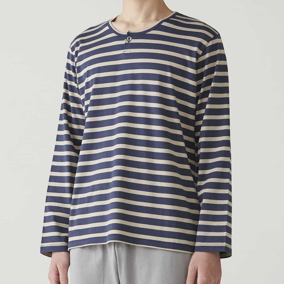 エポカ ウォモ コットンシルク長袖ボーダーヘンリーネックカットソー