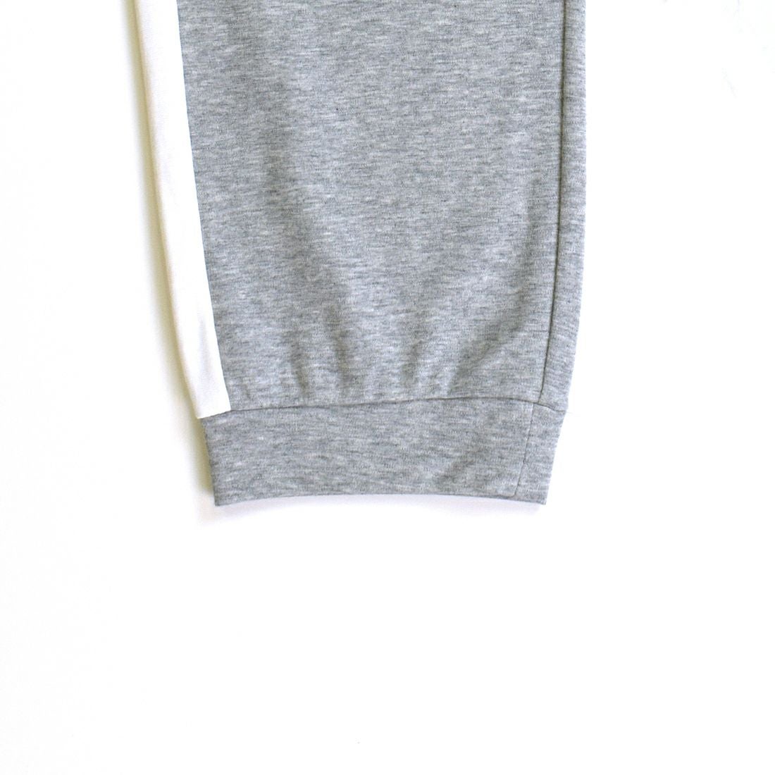 アダバット　婦人長袖モックネックニットパジャマ