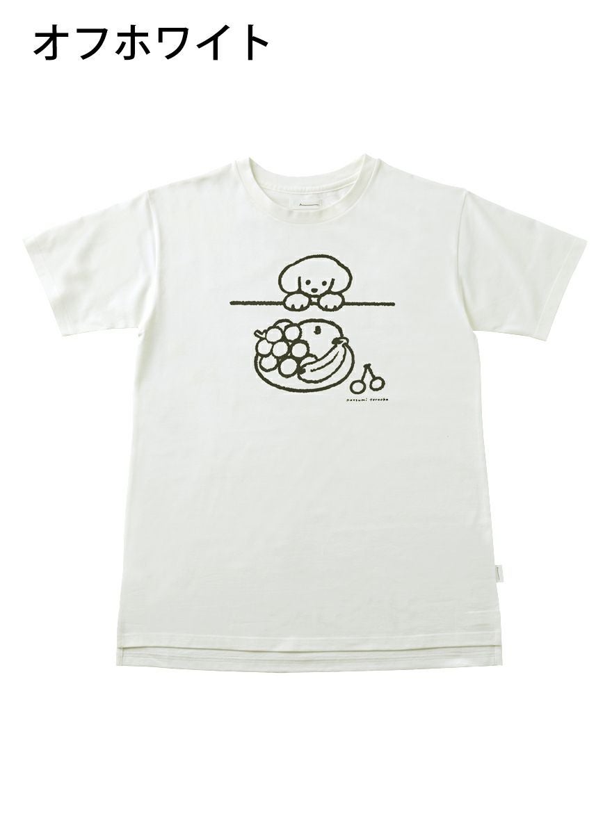 レディースチュニックTシャツ フルーツを見つめる犬モノトーン
