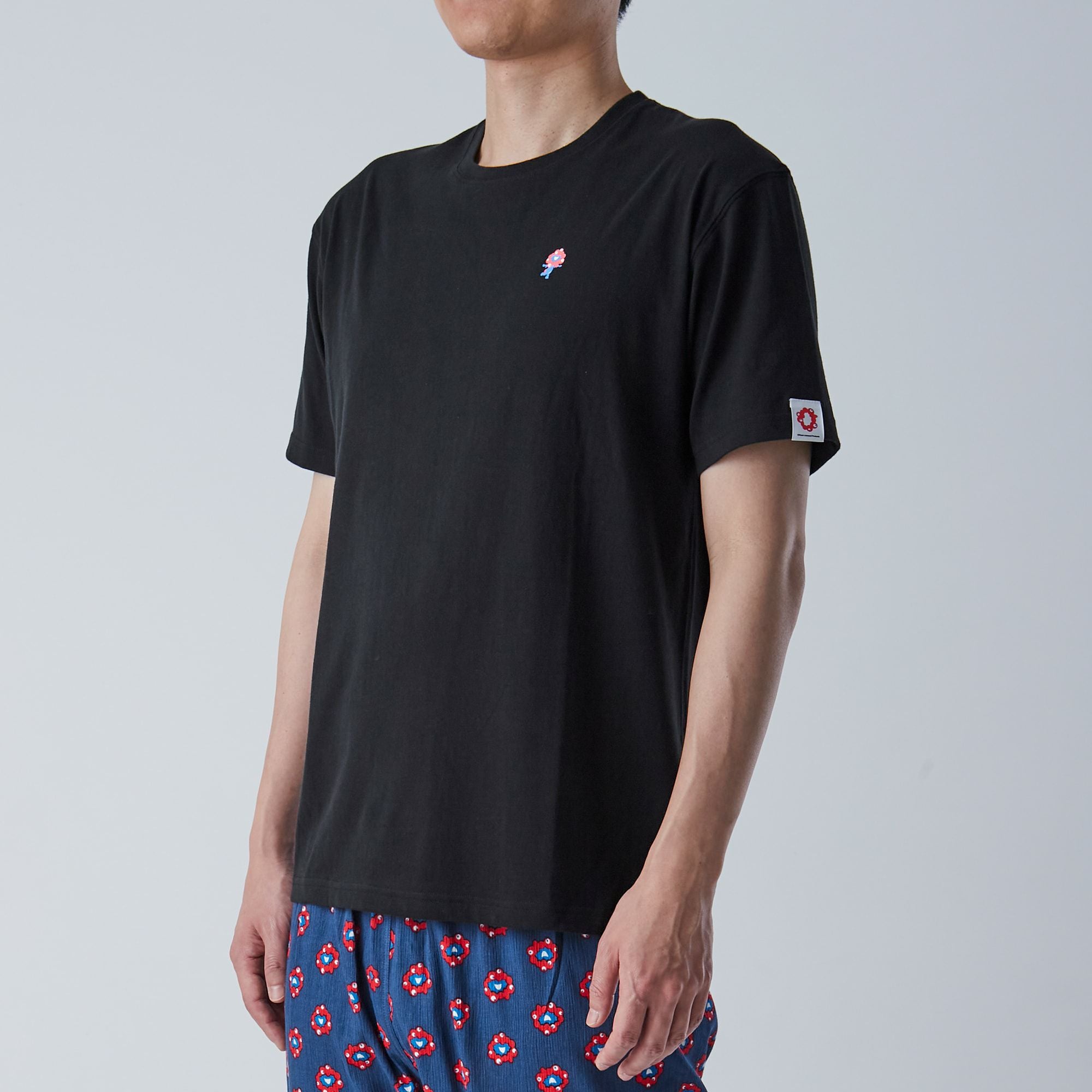 メンズ】EXPO 2025 ミャクミャク 綿100％ 半袖丸首インナーTシャツ