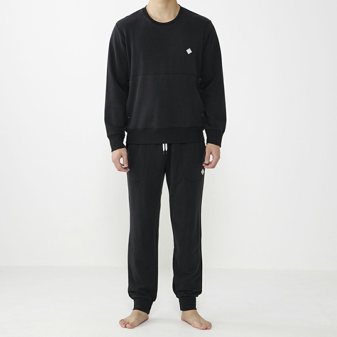 エポカ ウォモ 前閉リブテーパードパンツ