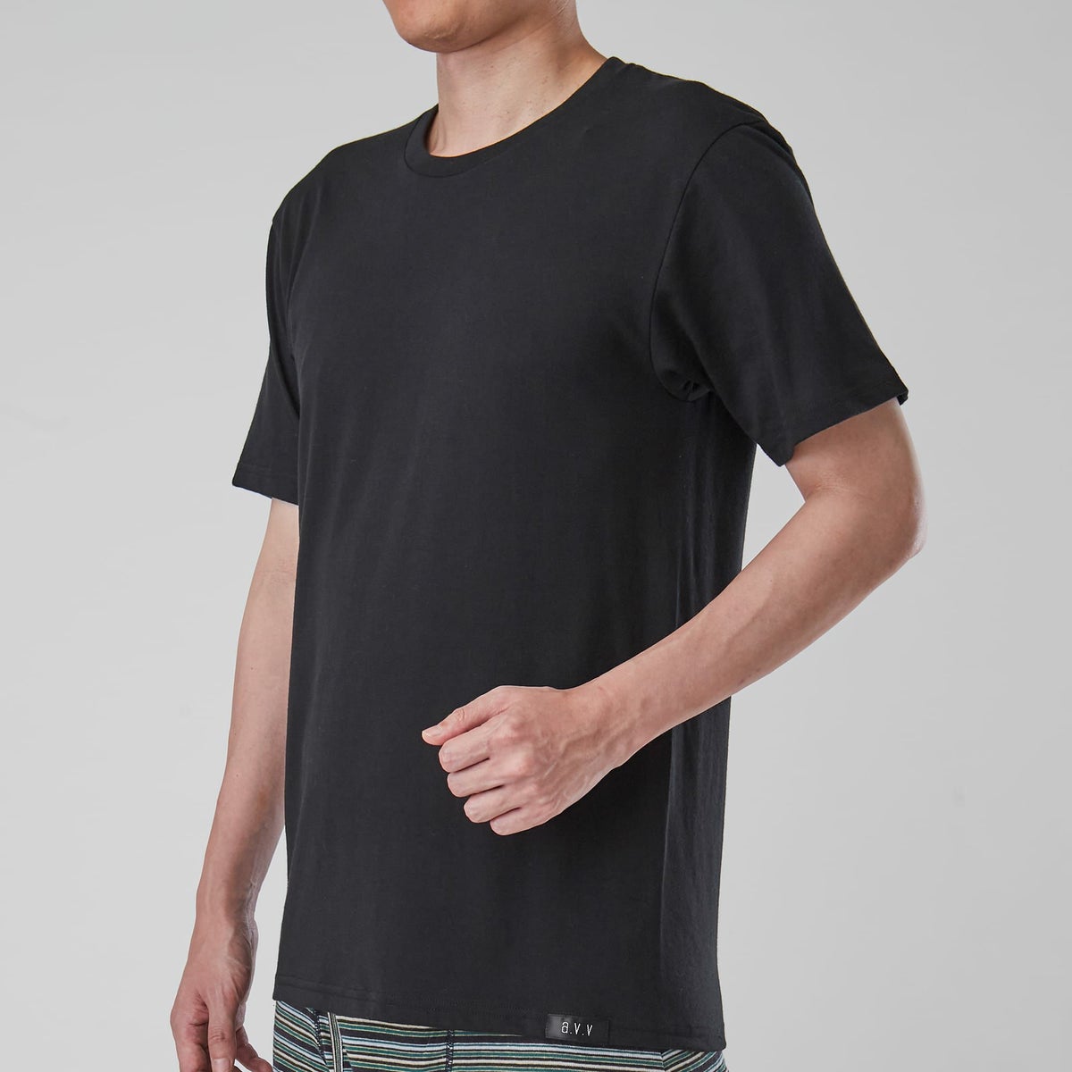 a.v.v 半袖丸首Ｔシャツ