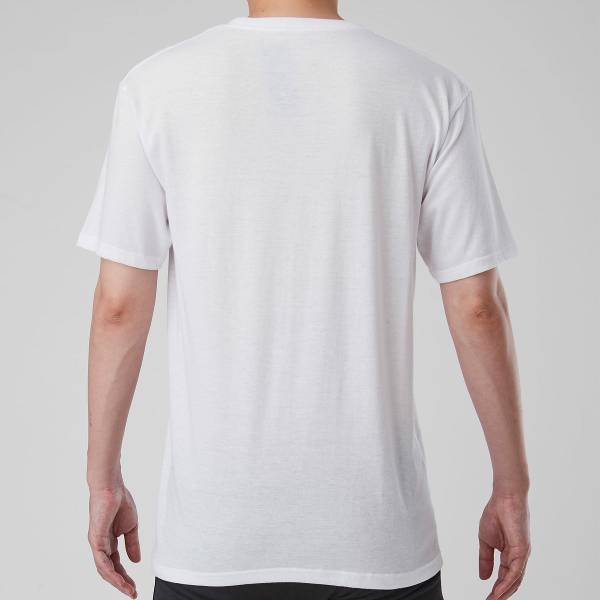 a.v.v 半袖丸首Ｔシャツ