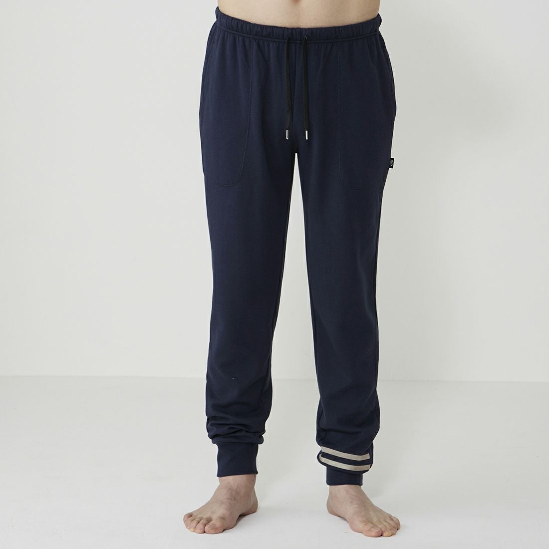 エポカ ウォモ 前閉ロングリブテーパードパンツ