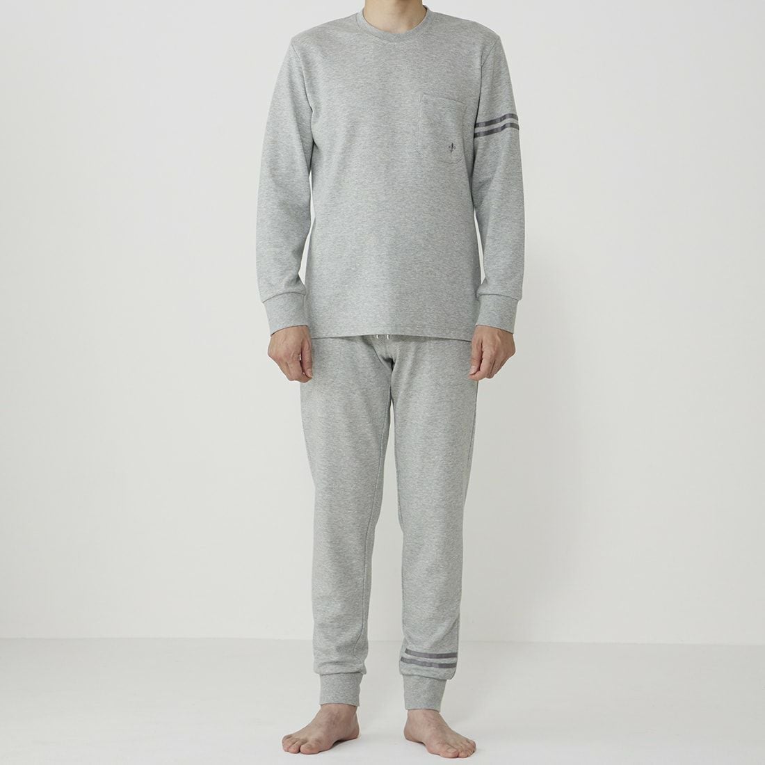 エポカ ウォモ 前閉ロングリブテーパードパンツ