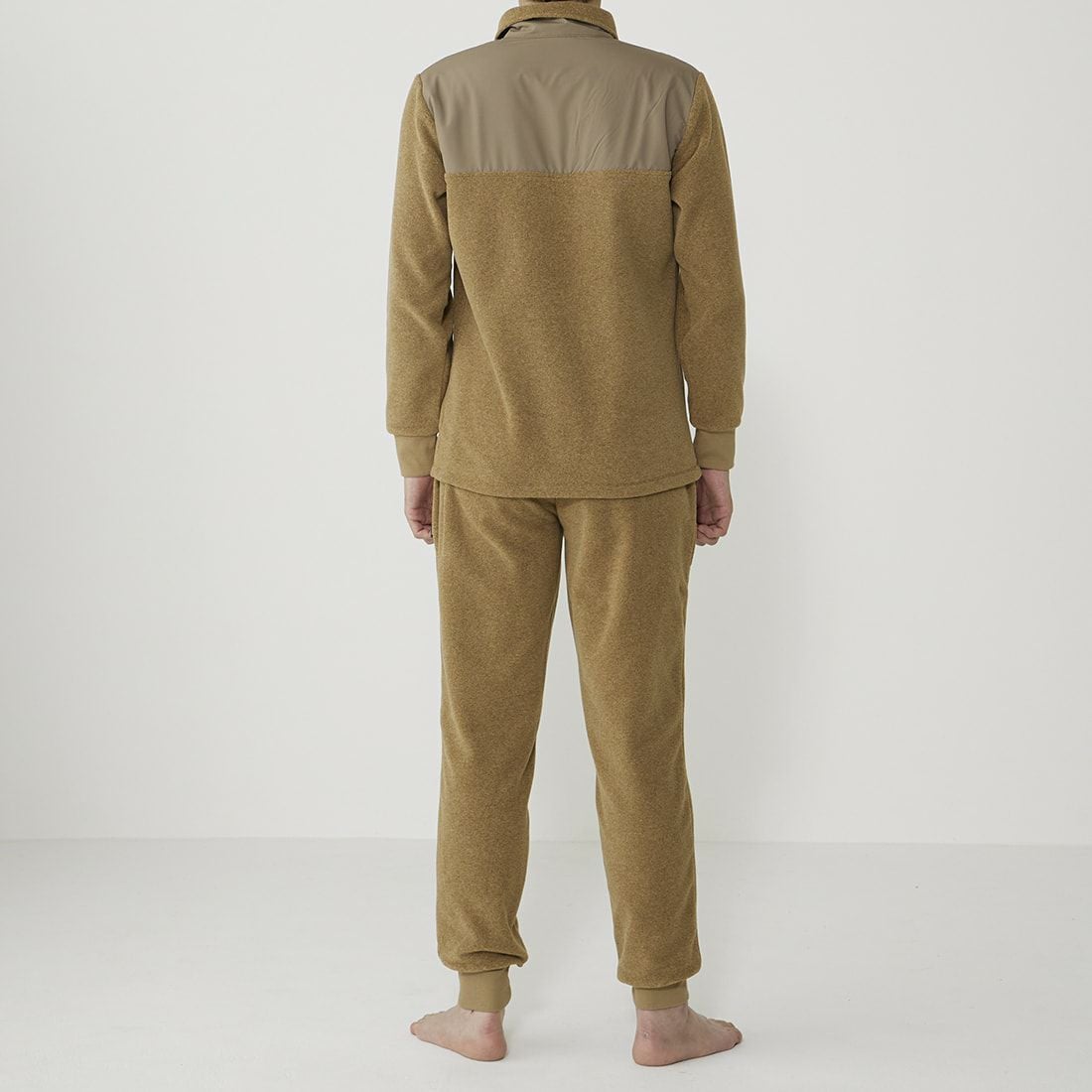 エポカ ウォモ 長袖衿付