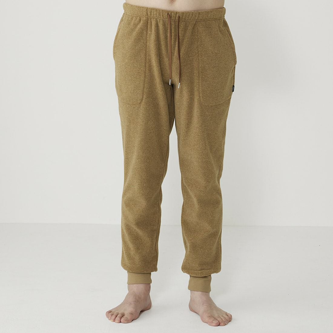 エポカ ウォモ 前閉ロングリブテーパードパンツ