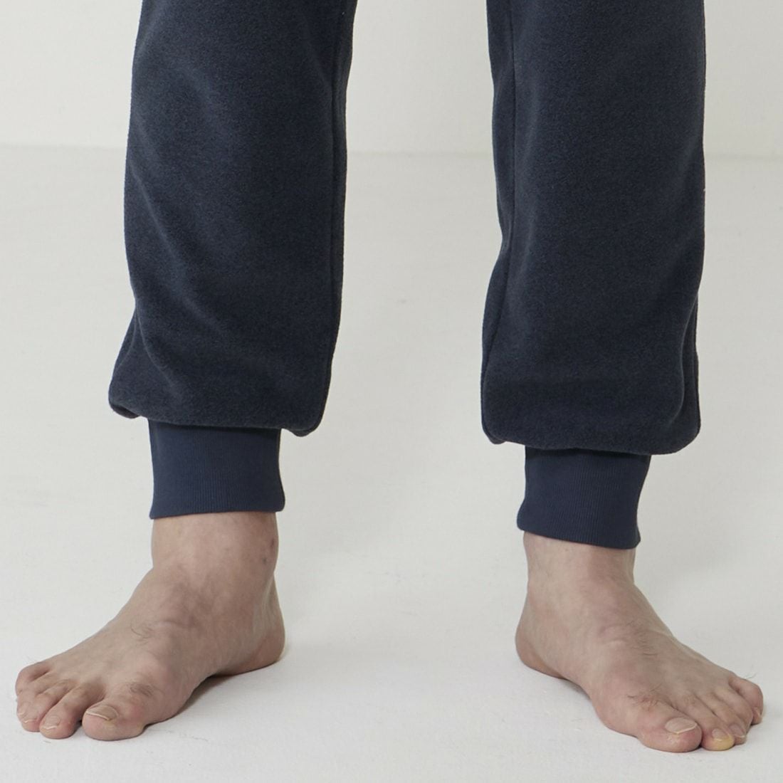 エポカ ウォモ 前閉ロングリブテーパードパンツ