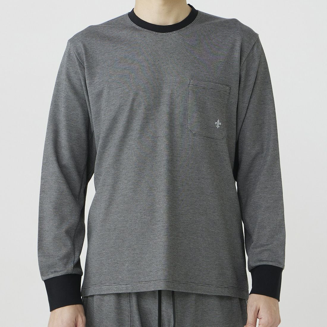 エポカ ウォモ 長袖クルーネック