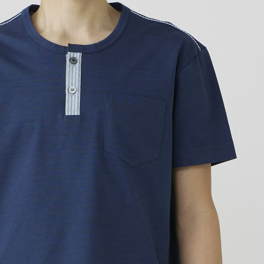 タケオキクチ 半袖ヘンリーネックシャツ